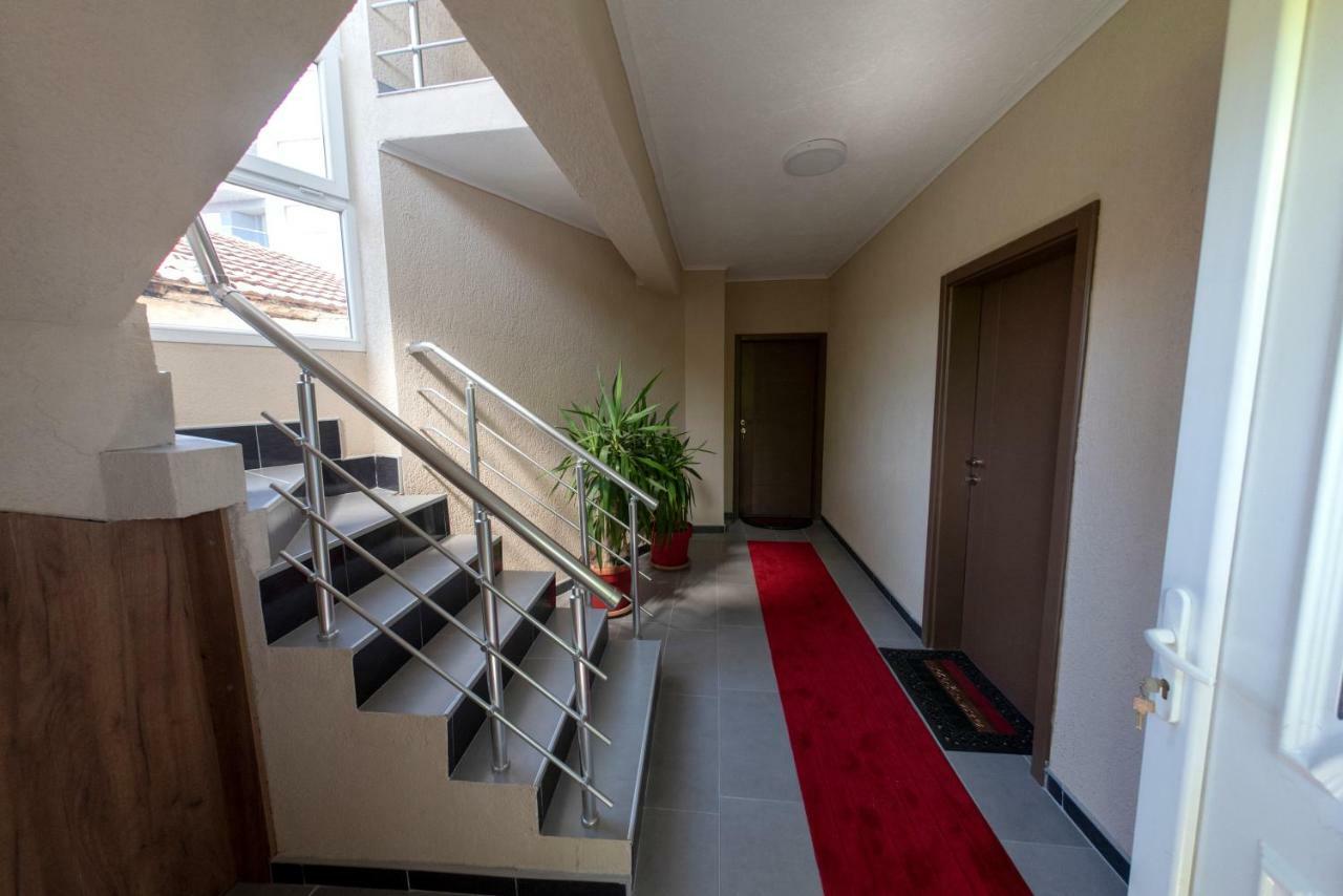Dionis & Hotel
