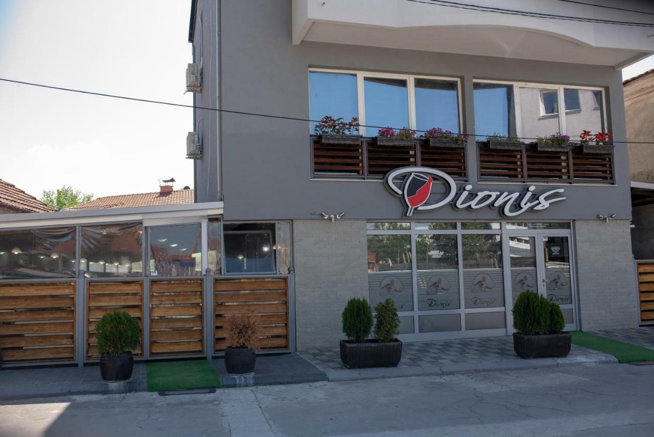 Hotel Dionis &